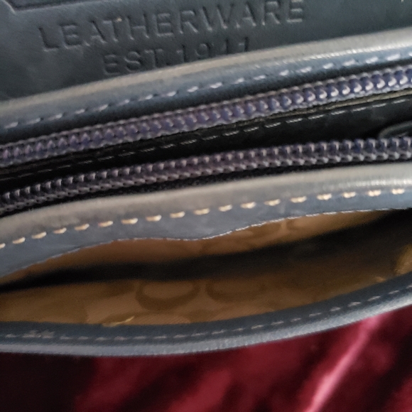 Vintage Coach Leather Est. 1941 Wallet Blue - Picture 8 of 9